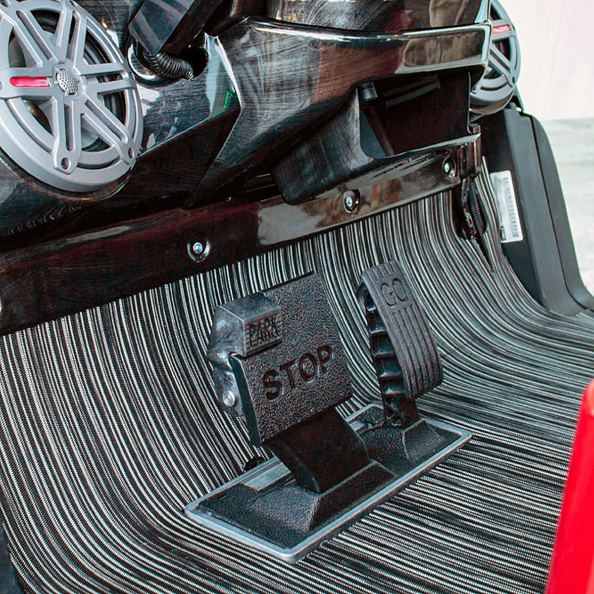 Chilewich¬¨√Ü Premium Club Car Black Ribweave Floor Mat